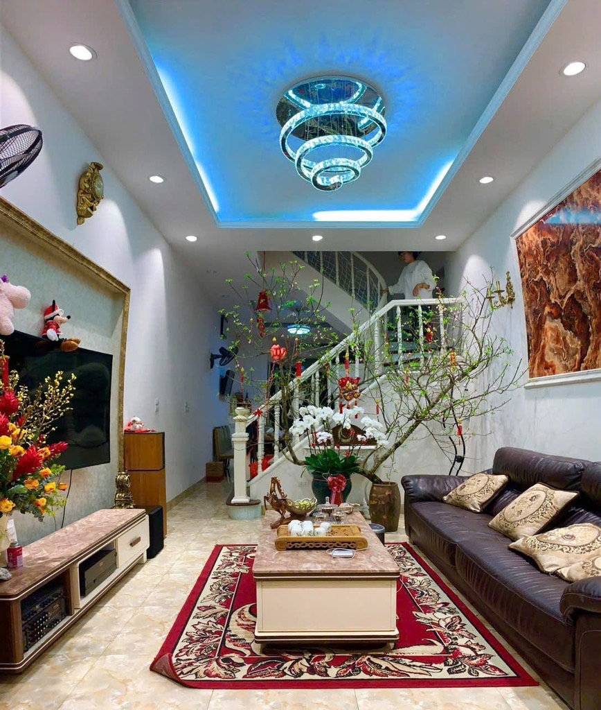Phố Trương Định Hoàng Mai ô tô qua kinh doanh 37m2 nhỉnh 6 tỷ - Ảnh 1